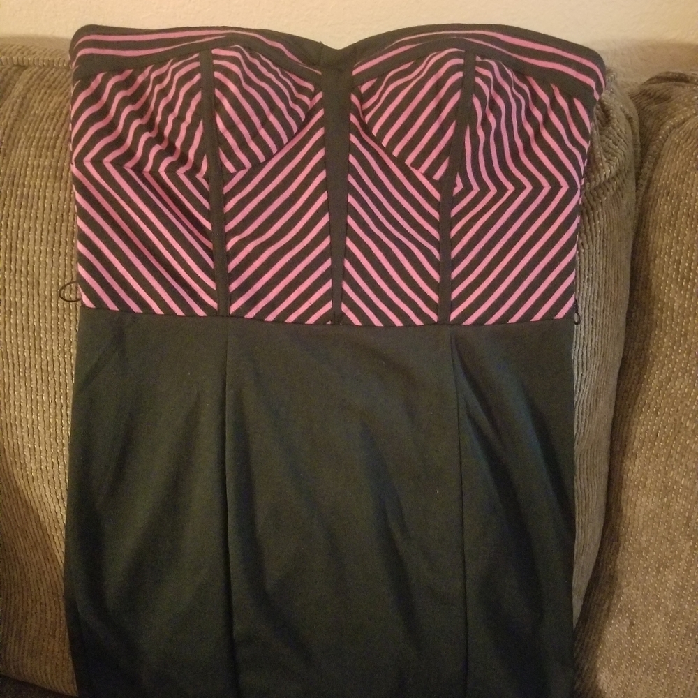 Black and Pink strapless Wet Seal Mini Dress